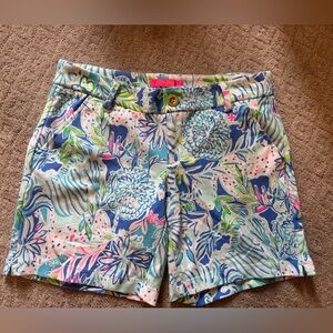 Lilly Pulitzer Women's Shorts size 2